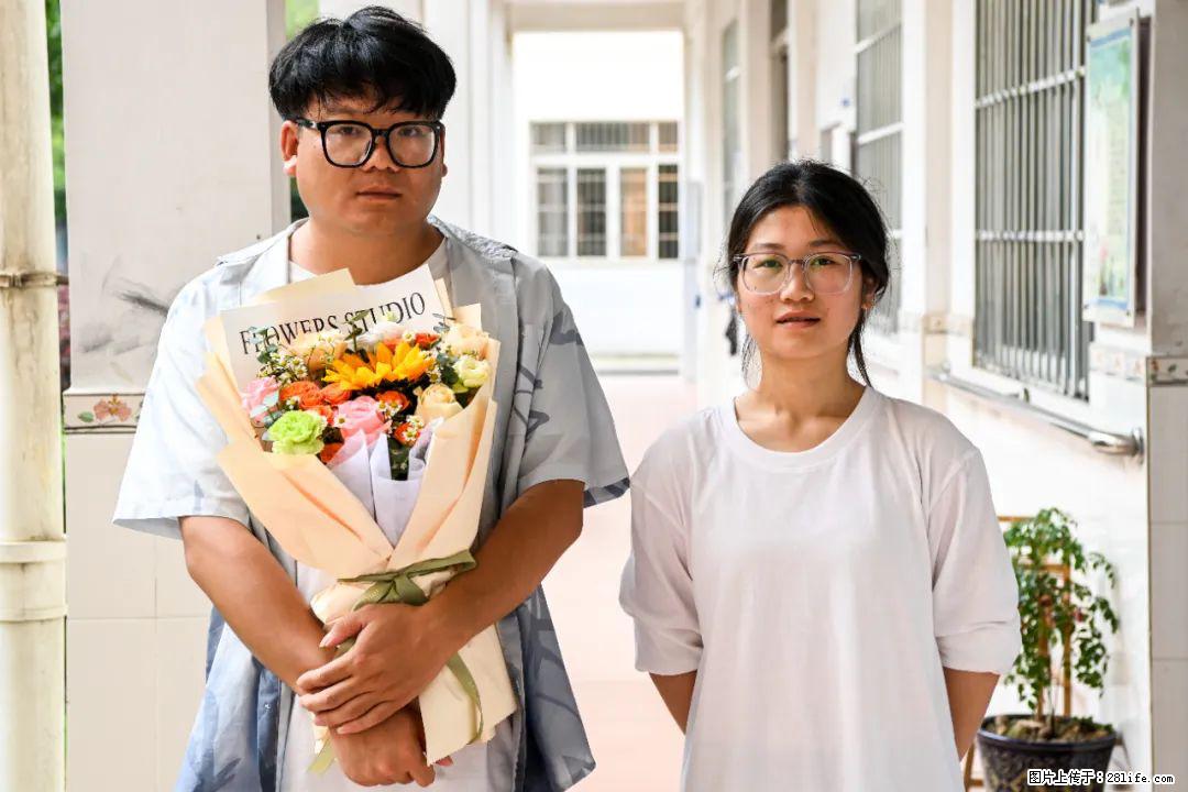 全网追的“扁担女孩”,找了一份暑假工,时薪12元 - 江门生活资讯 - 江门28生活网 jm.28life.com